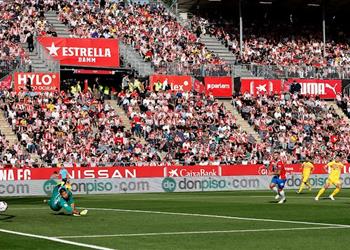 فيديو في دقيقة كريستنسن يسجل هدف برشلونة الأول ودوفيك يتعادل لـ جيرونا