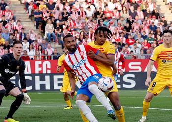 فيديو جيرونا يقلب تأخره إلى فوز برباعية أمام برشلونة في الدوري الإسباني ويهدي ريال مدريد التتويج بلقب الليجا