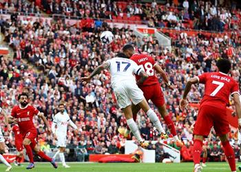 فيديو جاكبو يسجل هدف ليفربول الثالث أمام توتنهام