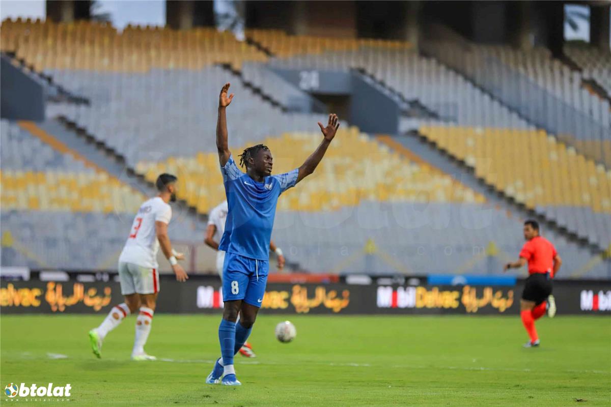 أبو بكر ليادي لاعب سموحة