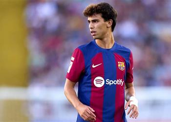 غموض حول مستقبل جواو فيليكس بين برشلونة وأتلتيكو مدريد