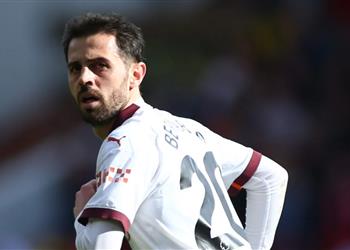 برناردو سيلفا يضغط على برشلونة