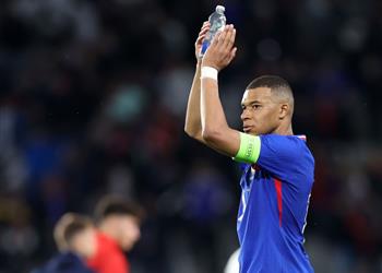 ديشامب يوضح تطورات إصابة مبابي واللاعب يرد