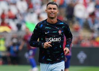 فيديو رونالدو يخطف الأنظار بتصرف إنساني قبل مباراة البرتغال وأيرلندا