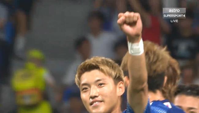 هدف اليابان الثاني في مرمي سوريا بتصفيات كاس العالم