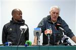 مدرب جنوب إفريقيا يصدم الأهلي: بيرسي تاو مُصاب والعلاج لم يفيد