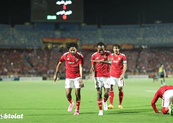 طبيب الأهلي يكشف عن تشخيص إصابة بيرسي تاو مع جنوب إفريقيا