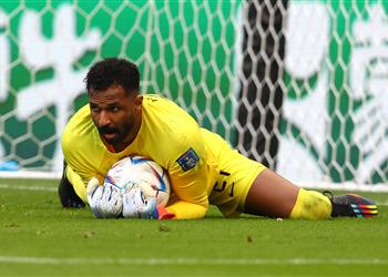 تشخيص إصابة محمد العويس في مباراة السعودية والأردن ومدة غيابه