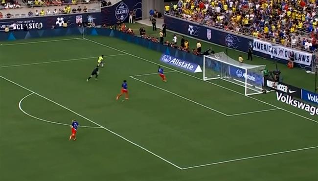 رودريجو يهدر انفراد في مباراة البرازيل وامريكا
