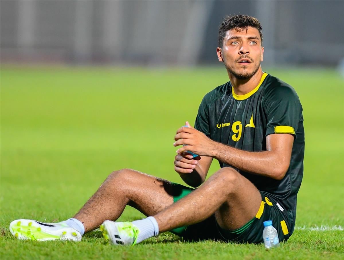 محمد شريف لاعب الخليج