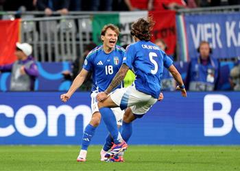 فيديو باريلا يسجل هدف إيطاليا الثاني أمام ألبانيا