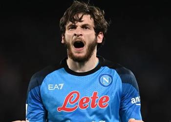 وكيل كفاراتسخيليا نريد الرحيل هذا الصيف ونابولي يرد ببيان ناري