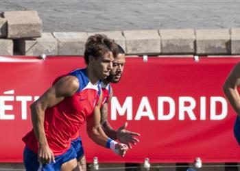 أمام أنظار برشلونة مورينيو يحسم موقفه من التعاقد مع فيليكس في فناربخشة