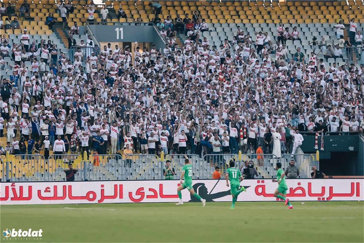 لاعبو المصري في مباراة الزمالك