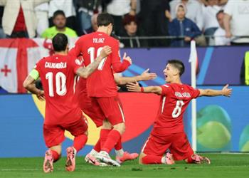 فيديو بطريقة خيالية جولر يسجل هدف تركيا الثاني أمام جورجيا