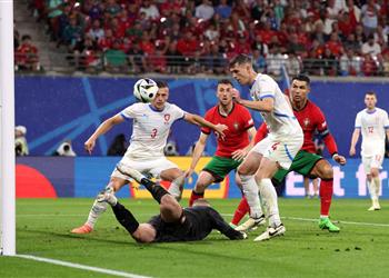 فيديو بالنيران الصديقة هراناتش يسجل هدف تعادل البرتغال أمام التشيك