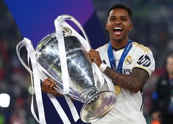 رودريجو يرد على أنباء انتقاله إلى مانشستر سيتي