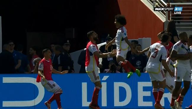 هدف فنزويلا الثاني في مرمي الاكوادور بكوبا امريكا