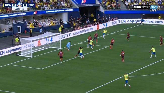 هل حرم الحكم البرازيل من ركلة جزاء امام كوستاريكا في كوبا امريكا