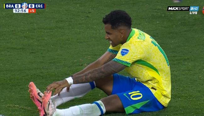 رودريجو يهدر فرصة هدف الفوز في الوقت القاتل امام كوستاريكا