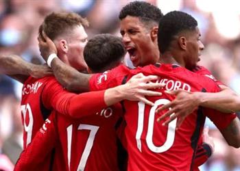 باريس سان جيرمان يجدد اهتمامه بلاعب مانشستر يونايتد