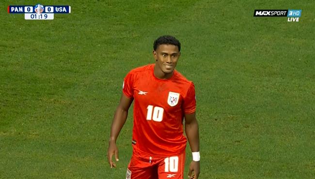 لاعب بنما كاد ان يسجل هدف رائع امام امريكا