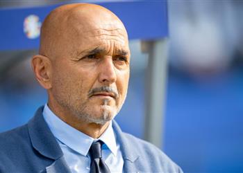 سباليتي يلوم الوقت ويثير الغموض حول مستقبله بعد توديع إيطاليا لـ يورو 2024
