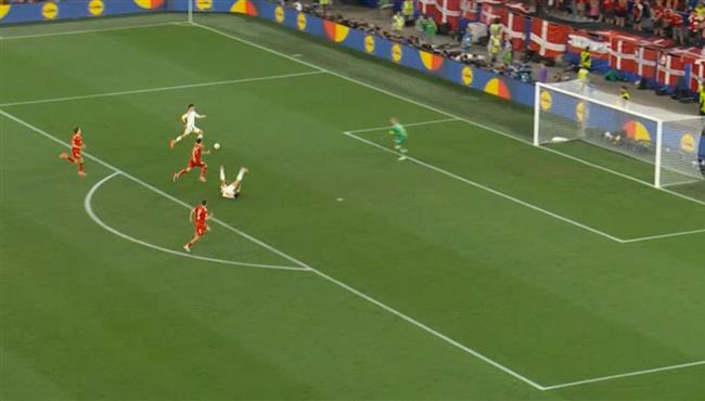 كاي هافيرتز يهدر انفراد تام في مباراة المانيا والدنمارك