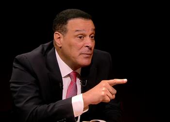 عصام عبد الفتاح ي فجر مفاجأة كلاتنبرج تلاعب بخطوط التسلل ليثبت صحة هدف لـ الأهلي