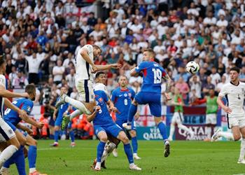 رجل مباراة إنجلترا وسلوفاكيا في يورو 2024