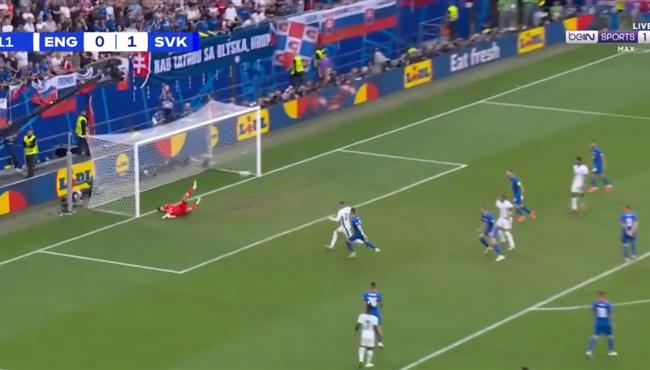 القائم يحرم ديكلان رايس من تسجيل هدف صاروخي امام سلوفاكيا