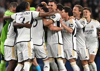 تقارير ريال مدريد يحسم مستقبل خوسيلو وميندي