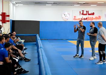 جوميز يجتمع بمدربي قطاع الناشئين بالزمالك