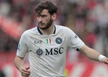 صدمة لـ برشلونة وباريس سان جيرمان بشأن الصراع على كفاراتسخيليا