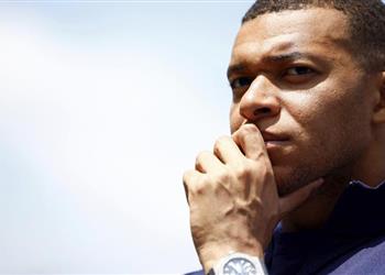 الإصابة تبعد مبابي عن مباراة فرنسا وكندا وموقفه من يورو 2024