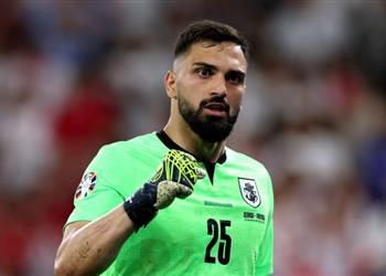 حارس جورجيا لن أنتقل إلى بايرن ميونخ ويكشف الأسباب