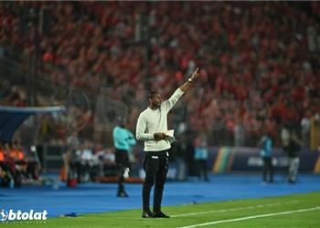 رسمي ا موكوينا يتعاقد مع ناديه الجديد بعد الرحيل عن صن داونز