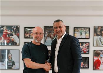 تأكيد ا لـ بطولات الأهلي يتعاقد مع مدرب جديد لكرة اليد خلف ا لـ ديفيز