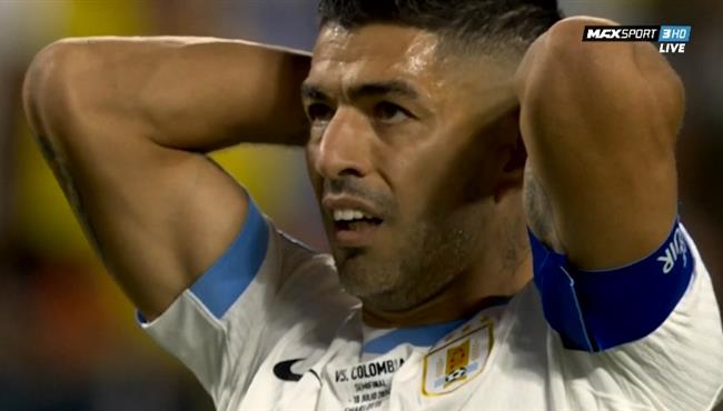 القائم يحرم سواريز من تسجيل هدف محقق امام كولومبيا وحسرة كبيرة من اللاعب