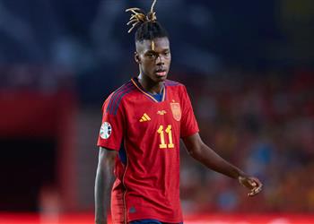 خافيير تيباس برشلونة قريب من التعاقد مع نيكو ويليامز