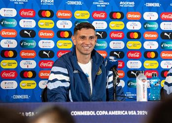 إيميليانو مارتينيز قبل مواجهة كولومبيا ركلات الترجيح حظ ولم أتخيل مشاركتي في النهائي الرابع لي