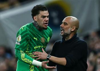 النصر يتقدم بعرض أول لضم إيدرسون ورومانو يوضح موقف مانشستر سيتي