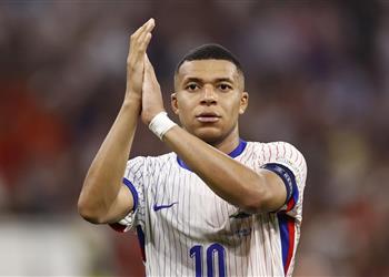 موعد والقناة الناقلة لحفل تقديم كيليان مبابي لاعب ا في ريال مدريد اليوم