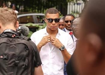 فيديو مبابي يجتاز الكشف الطبي تمهيد ا لانضمامه إلى ريال مدريد