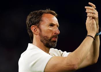 ديلي ميل توضح موقف مانشستر يونايتد من التعاقد مع ساوثجيت بعد رحيله عن إنجلترا