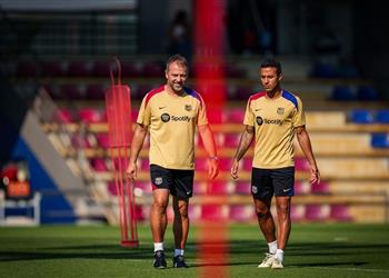 رسمي ا برشلونة ي علن عودة تياجو ألكانتارا لمساعدة فليك