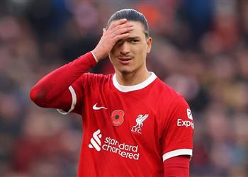 نونيز يثير القلق في ليفربول قبل بداية الموسم الجديد