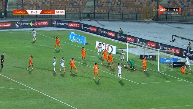 تصدي حارس مرمي بروكسي يحرم مصطفى شلبي من تسجيل هدف