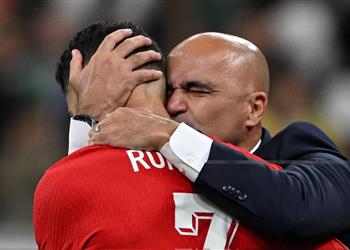 مدرب البرتغال يعلق على دموع رونالدو أمام سلوفينيا ويؤكد كوستا هو السر