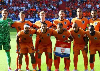 تشكيل هولندا أمام رومانيا في يورو 2024 جاكبو يقود الهجوم